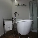 Apartamentos Leon León