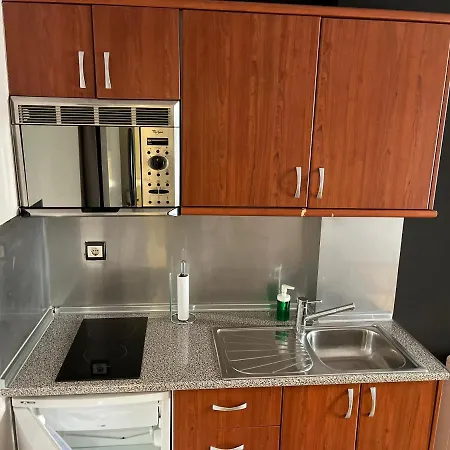 Апартаменты Apartamentos Leon Леон