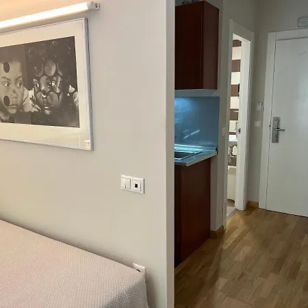 Apartamentos Leon Апартаменты Леон