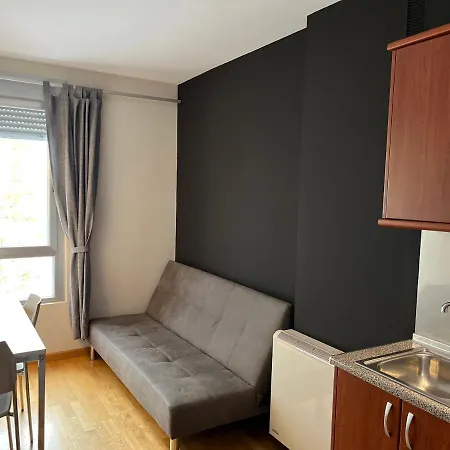 Apartamentos Leon Apartment