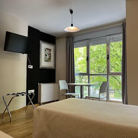 Апартаменты Apartamentos Leon *