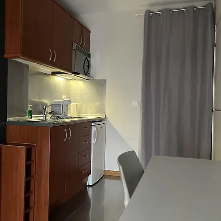 Apartamentos Leon Леон