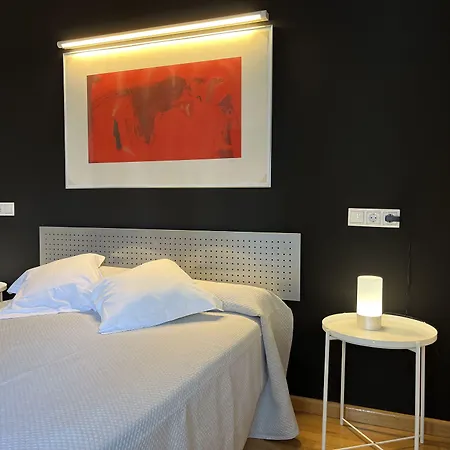 Apartamentos Leon