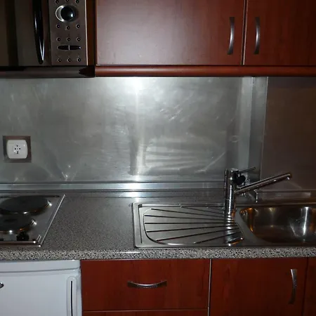 Апартаменты Apartamentos Leon *