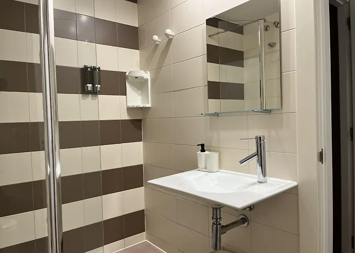 Apartamentos Leon León